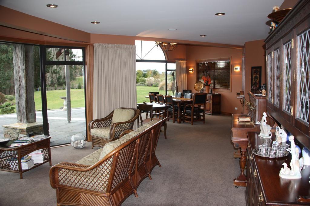 Dock Bay Lodge Te Anau Extérieur photo