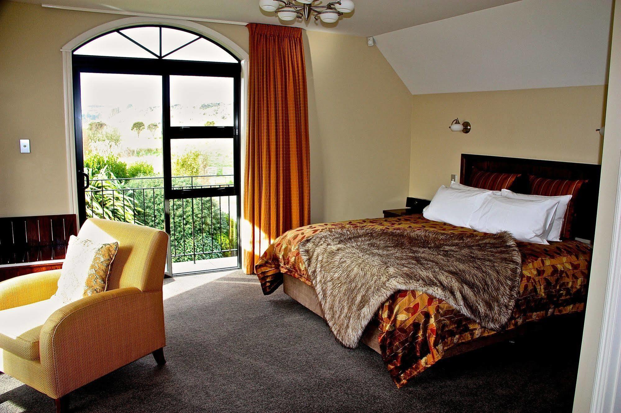 Dock Bay Lodge Te Anau Extérieur photo