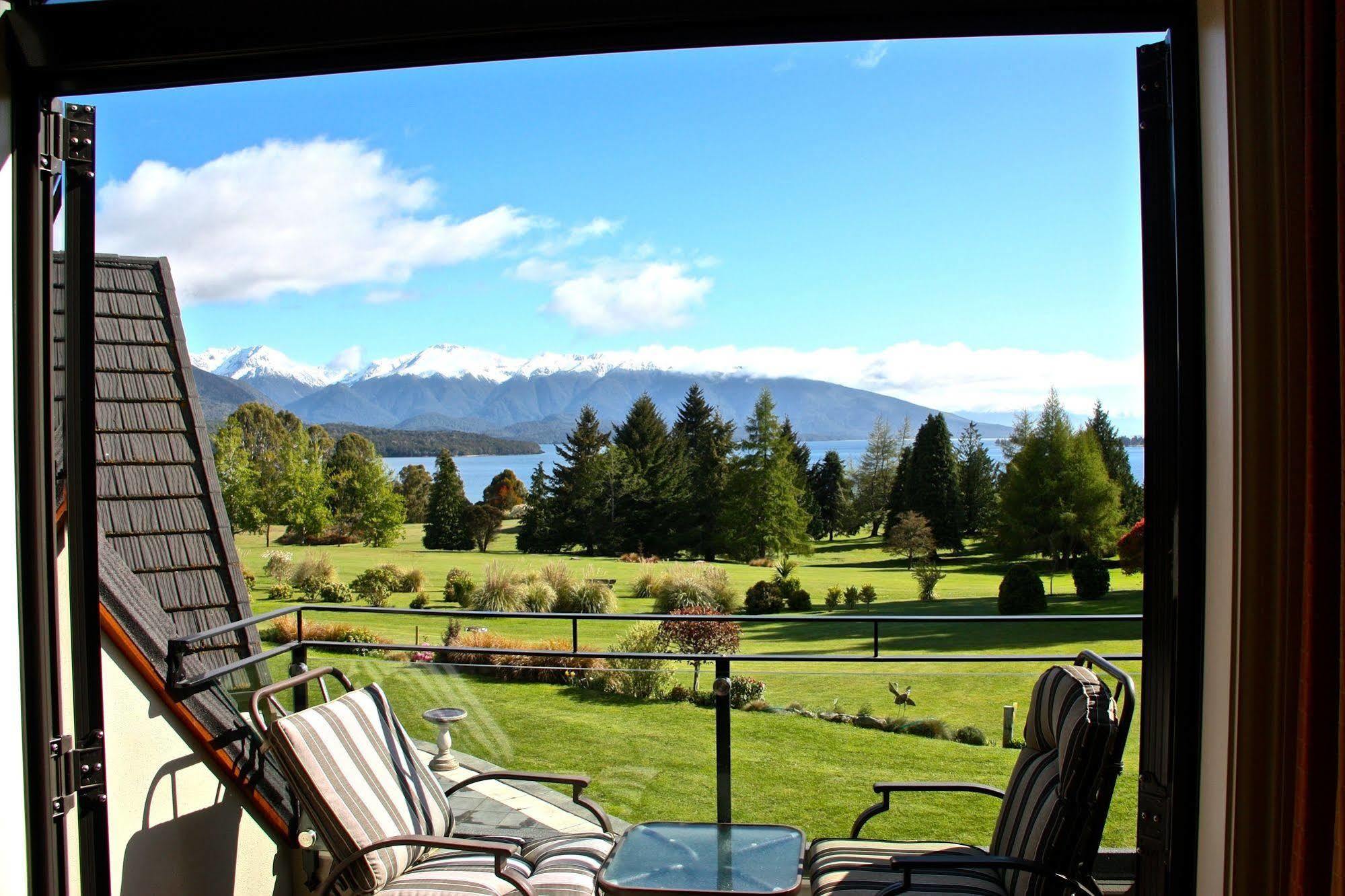 Dock Bay Lodge Te Anau Extérieur photo