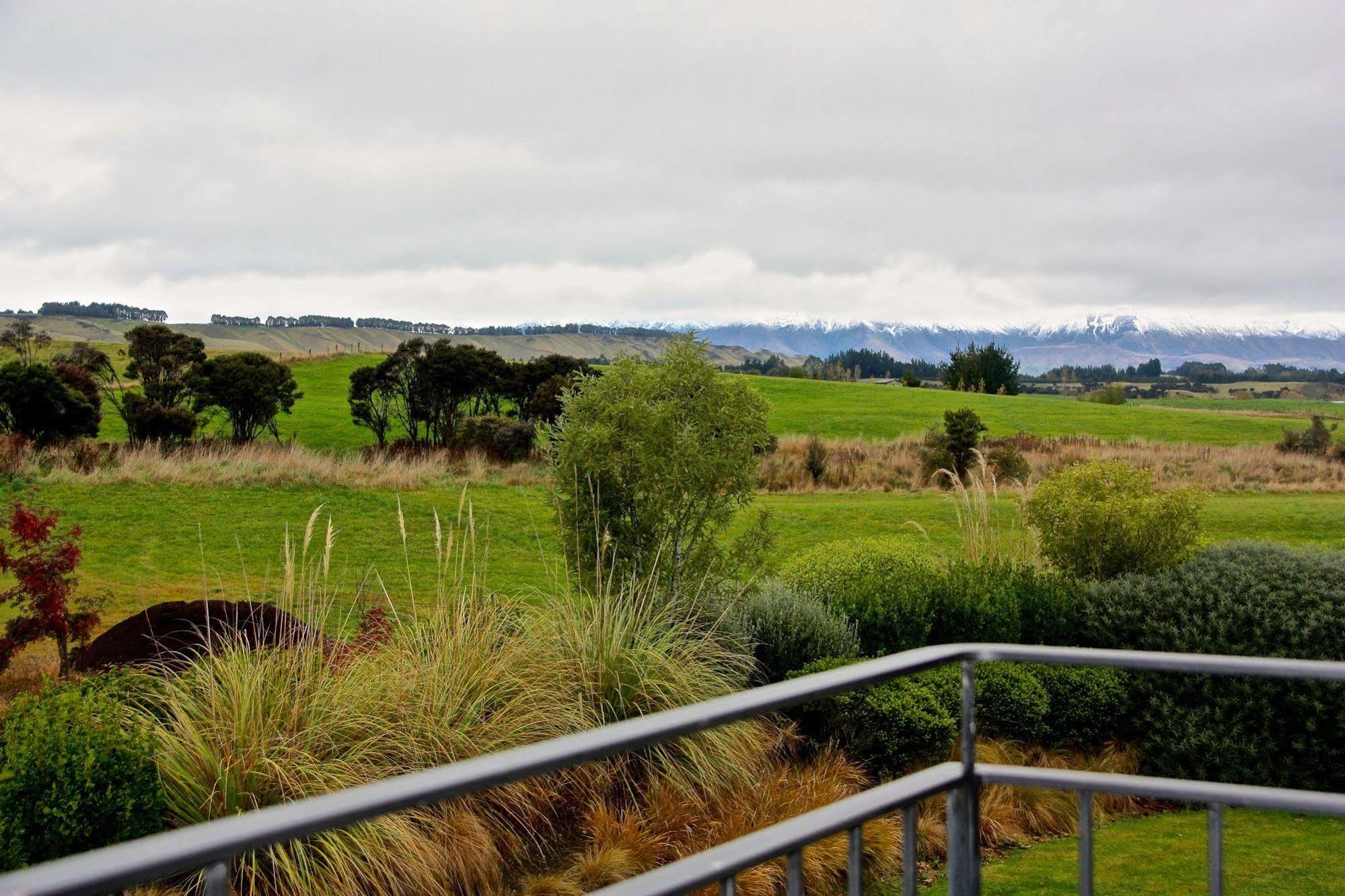 Dock Bay Lodge Te Anau Extérieur photo